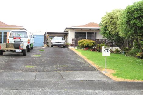 Photo of property in 1/15 Claresholm Place, Mangere Bridge, Auckland, 2022