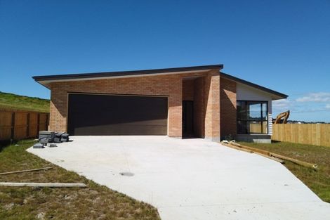 Photo of property in 114 Parkview Drive, Gulf Harbour, Whangaparaoa, 0930