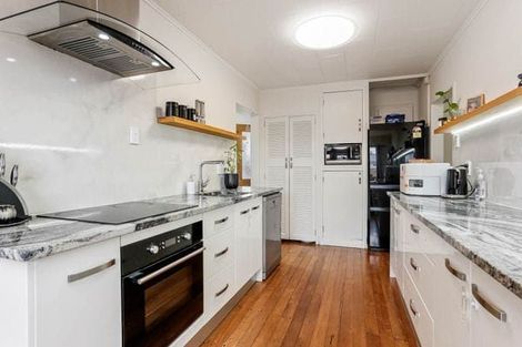 Photo of property in 141 Portage Road, New Lynn, Auckland, 0600