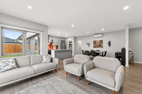 Photo of property in 3 Magnolia Lane, Kelvin Grove, Palmerston North, 4414