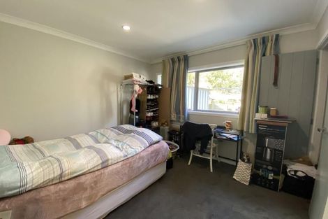 Photo of property in 25 Cresswell Place, Johnsonville, Wellington, 6037