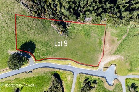 Photo of property in 9 Raikes Road, Kaitoke, 5018