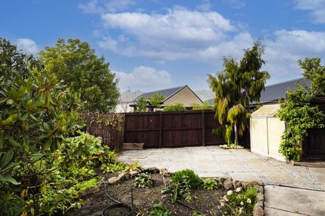 Photo of property in 1/17 Moncks Spur Road, Redcliffs, Christchurch, 8081