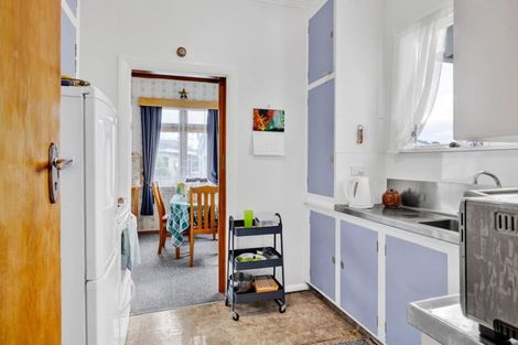 Photo of property in 30 Graham Street, Eltham, 4322