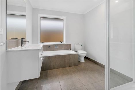 Photo of property in 1 Harry Close, Warkworth, 0910