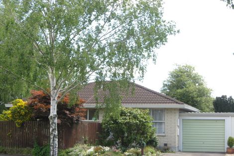 Photo of property in 11 Salford Avenue, Redwood, Christchurch, 8051