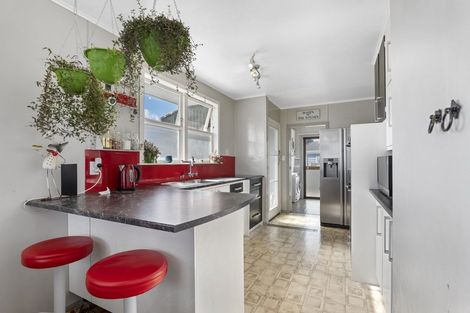 Photo of property in 65 Cloten Road, Stratford, 4332