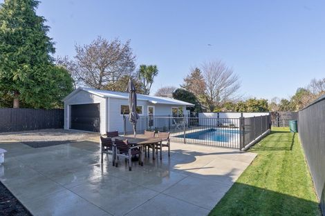 Photo of property in 11 Kempton Street, Greytown, 5712