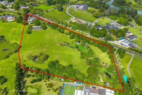 Photo of property in 247 Broomfields Road, Whitford, Howick, 2571