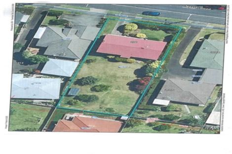 Photo of property in 208 Ngatai Road, Otumoetai, Tauranga, 3110