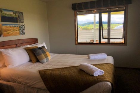 Photo of property in 11 Krissell Place, Acacia Bay, Taupo, 3330