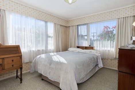 Photo of property in 11 Kingswood Road, Brookfield, Tauranga, 3110