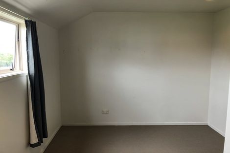 Photo of property in 6/4 Keeling Road, Henderson, Auckland, 0612