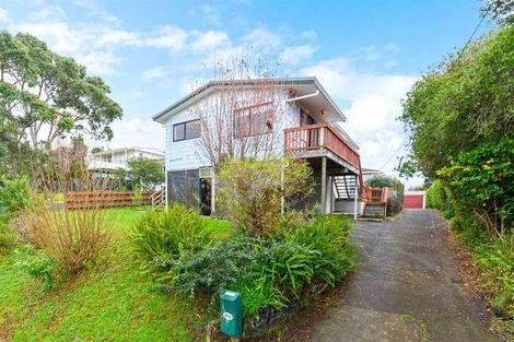 Photo of property in 57 Cliff View Drive, Green Bay, Auckland, 0604