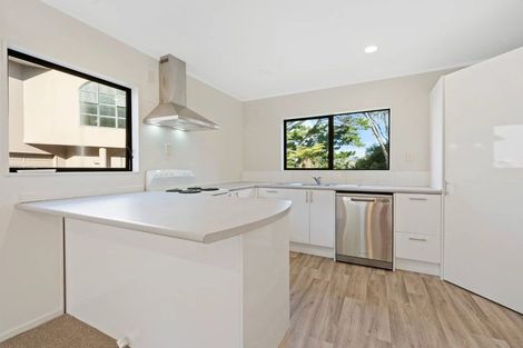 Photo of property in 1/58 James Evans Drive, Northcote, Auckland, 0627