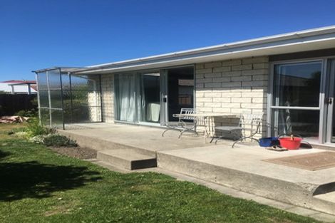 Photo of property in 19 Resolution Place, Bryndwr, Christchurch, 8053