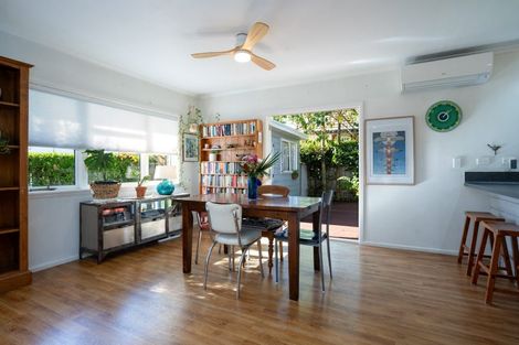 Photo of property in 49 Princes Street, Cambridge, 3434