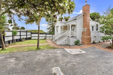 Photo of property in 50 Rahui Road, Otaki, 5512