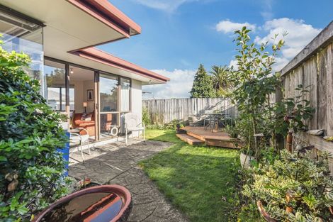Photo of property in 2/9 Marsden Road, Stoke, Nelson, 7011