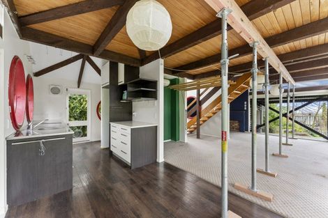 Photo of property in 23 Kotare Street, Waikanae, 5036