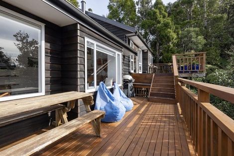 Photo of property in 156 Piha Road, Piha, New Lynn, 0772
