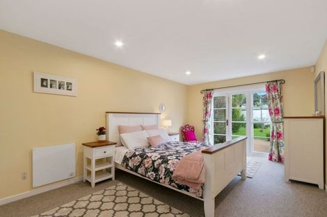 Photo of property in 74 Main Road, Wainuiomata, Lower Hutt, 5014