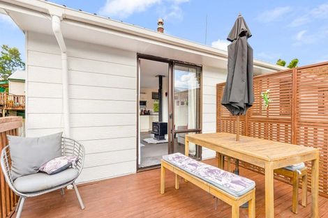Photo of property in 25 Lilburn Crescent, Massey, Auckland, 0614