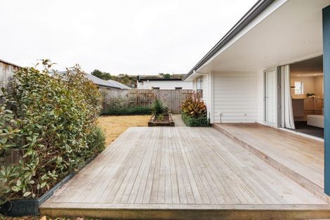 Photo of property in 30 Freedom Drive, Kelvin Grove, Palmerston North, 4414