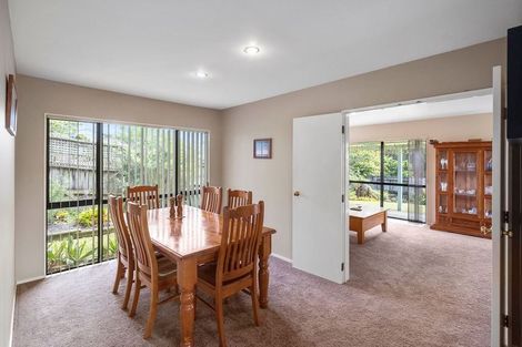 Photo of property in 11 Sandpiper Grove, Unsworth Heights, Auckland, 0632