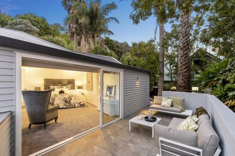 Photo of property in 12a Albert Road, Devonport, Auckland, 0624