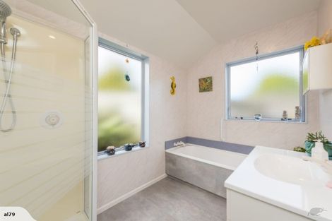 Photo of property in 20 Masefield Street, Stoke, Nelson, 7011