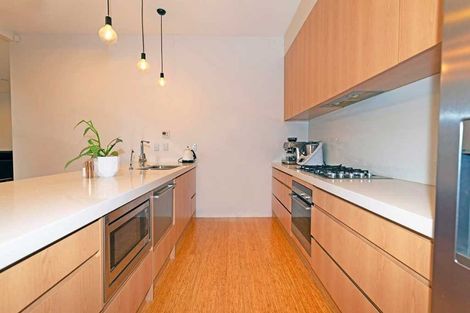 Photo of property in 8a Elcoat Avenue, Henderson, Auckland, 0612