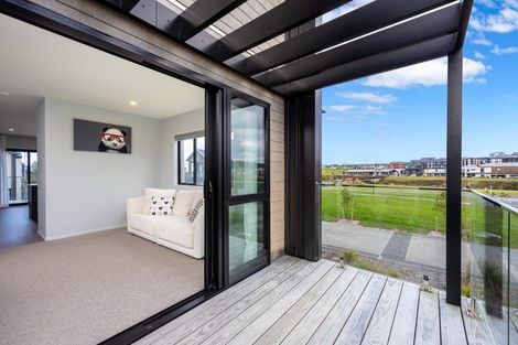 Photo of property in 12a Tikati Rise, Long Bay, Auckland, 0630