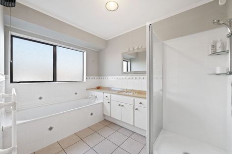 Photo of property in 56 Galloway Crescent, Farm Cove, Auckland, 2012
