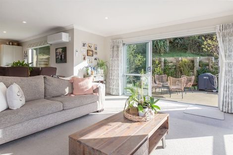 Photo of property in 14 Moonraker Place, Whitby, Porirua, 5024