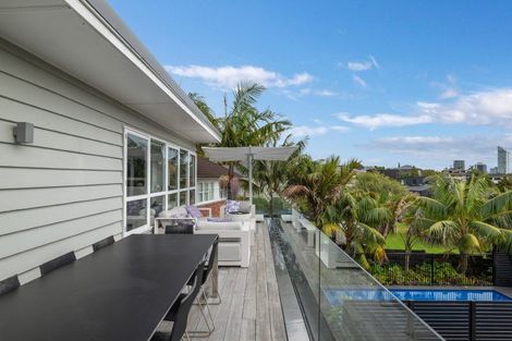 Photo of property in 3 Arthur Crescent, Hauraki, Auckland, 0622