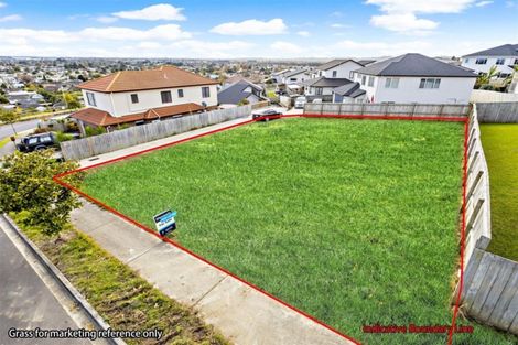 Photo of property in 58 Kirikiri Drive, Papakura, 2110