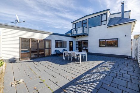Photo of property in 28 Coughtrey Street, Saint Clair, Dunedin, 9012