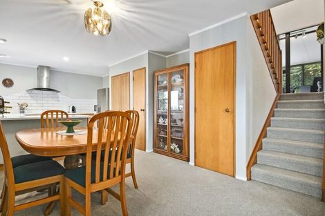 Photo of property in 18 Da Vinci Place, West Harbour, Auckland, 0618