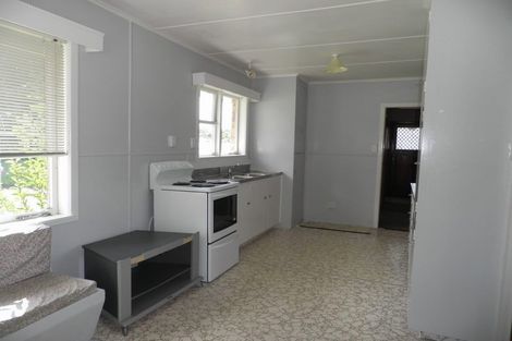 Photo of property in 8 Kohekohe Street, New Lynn, Auckland, 0600