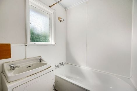Photo of property in 14 Bestall Street, Maraenui, Napier, 4110
