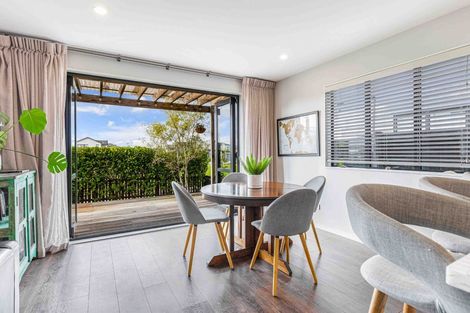 Photo of property in 17 Irving Place, Hobsonville, Auckland, 0616