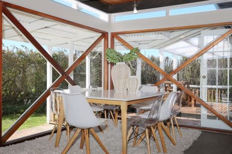 Photo of property in 1 Reading Street, Greytown, 5712