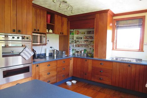 Photo of property in 1908 Paparoa Valley Road, Paparoa, 0571