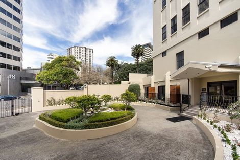 Photo of property in 23 Emily Place, Bellevue, Tauranga, 3110