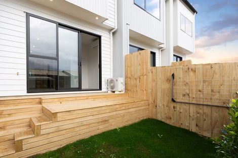 Photo of property in 87 Palmers Road, Clendon Park, Auckland, 2103