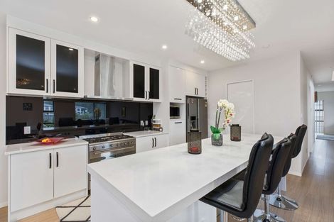 Photo of property in 15 Hughs Way, Flat Bush, Auckland, 2019