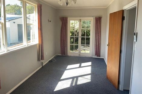 Photo of property in 40 Parenga Street, Wainuiomata, Lower Hutt, 5014