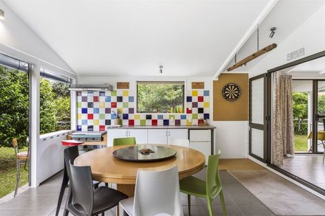 Photo of property in 218 Patuwai Drive, Whangamata, 3620