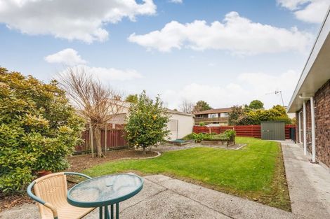Photo of property in 2 Wharite Place, Awapuni, Palmerston North, 4412